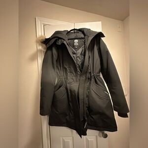 Canada Goose Women's Black Rossclair Parka- Size L